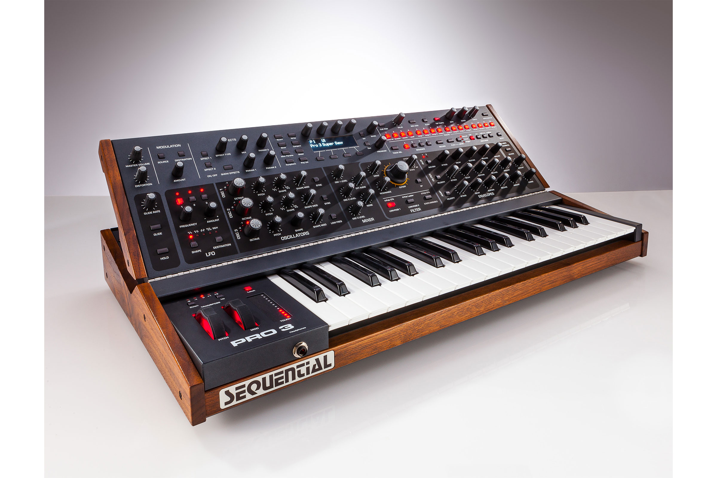 SEQUENTIAL が新たなフラッグシップ・モノフォニック/パラ