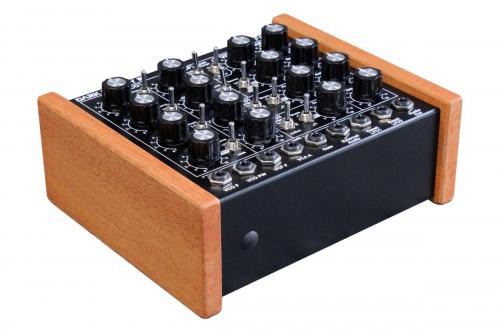 DOEPFER DARK ENERGY 1 【動作確認済み】 Doepfer Dark Energy Mk I vs Mk II - YouTube